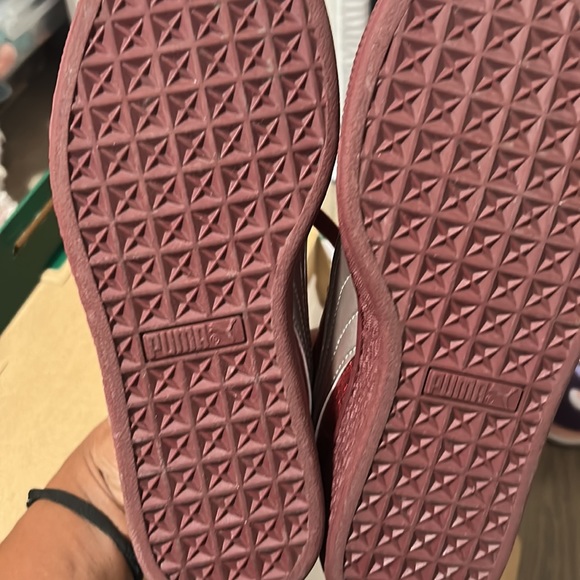 Puma - Picture 4 of 5